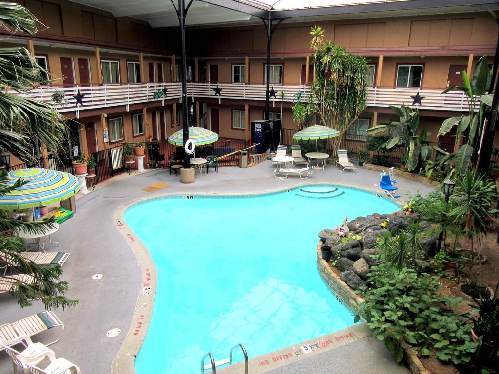 Budget Host Inn Arlington Exteriör bild